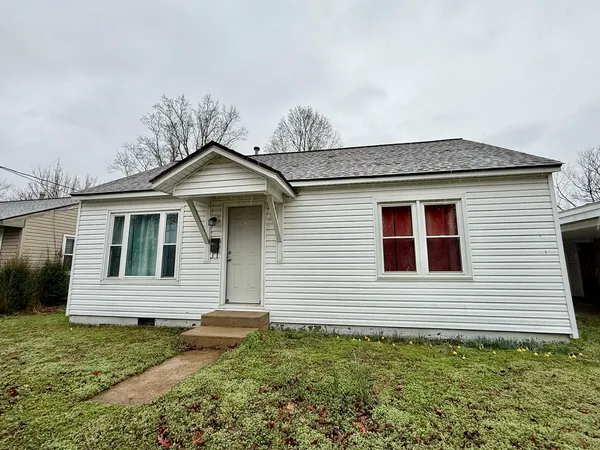 $69,900 | 311 East 12th Street, Metropolis, IL 62960