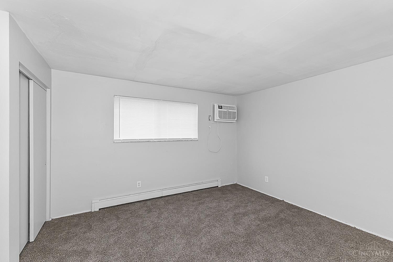 9495 Reading Road Reading, OH 45215 - Photo 4 of 16