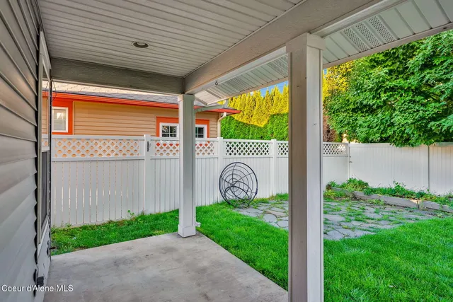 $565,000 | 1363 North Center Green Loop, Coeur D'Alene, ID 83815