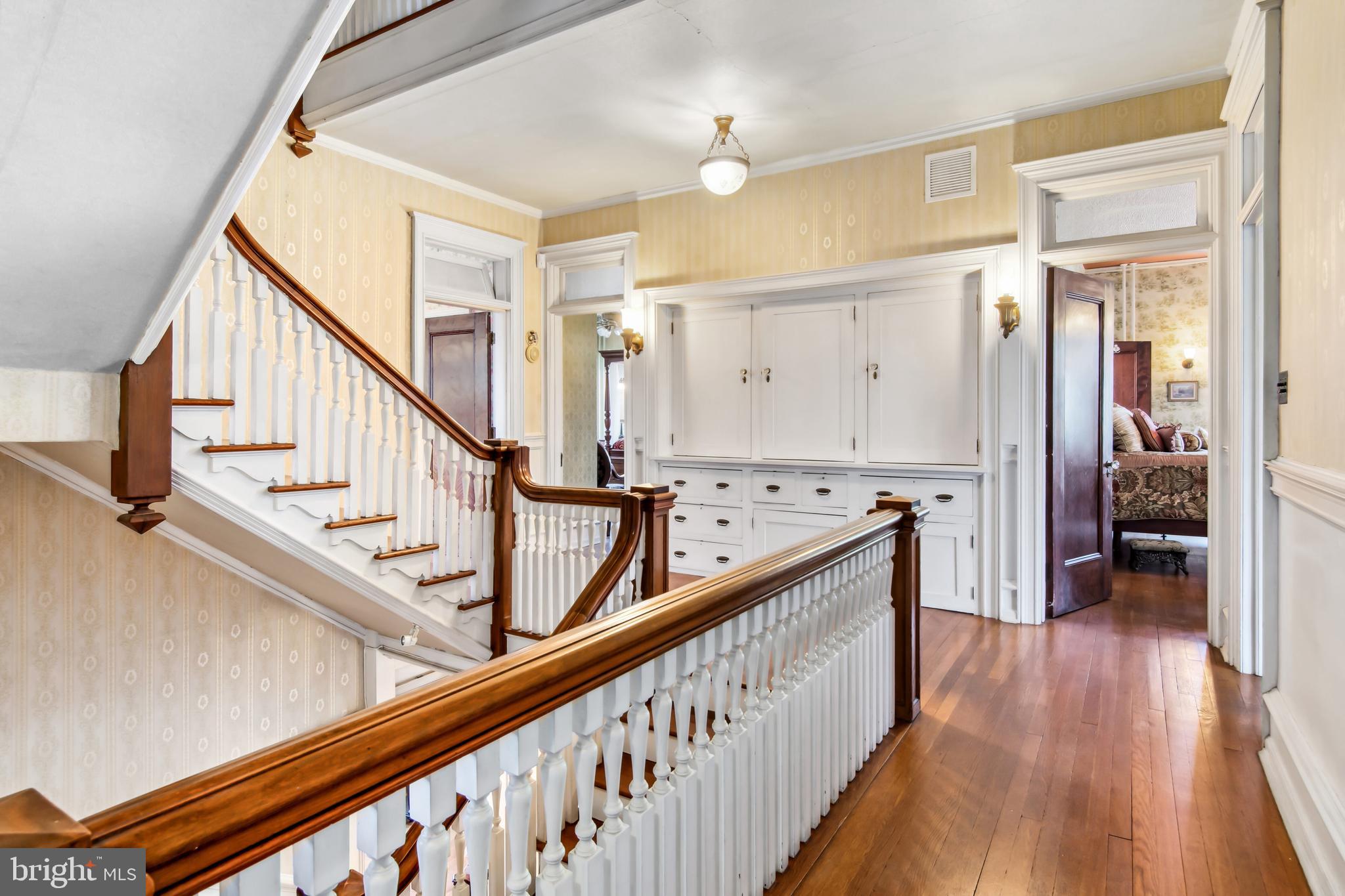 314 Mill Street Cambridge, MD 21613 - Photo 28 of 47 2nd floor landing