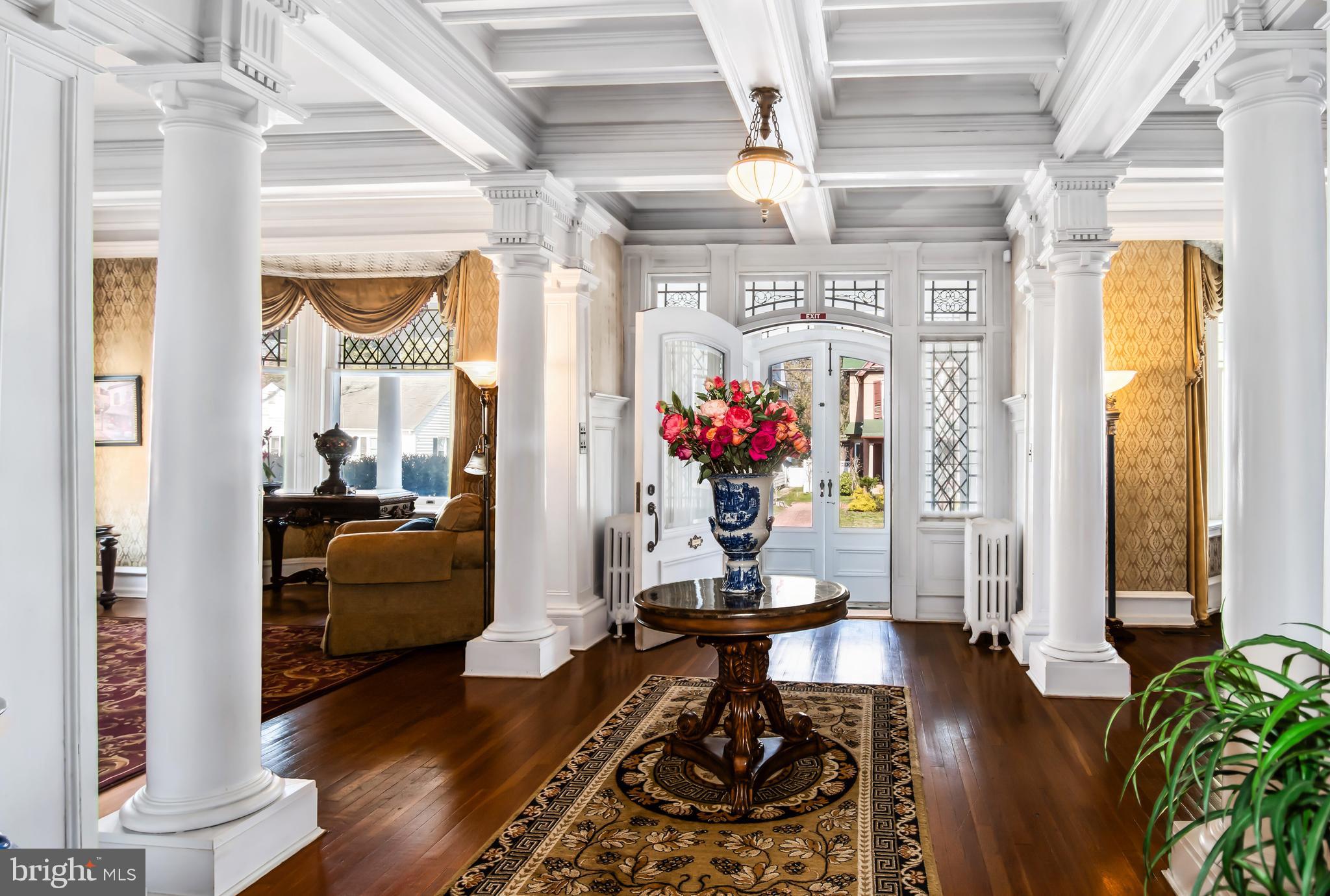 314 Mill Street Cambridge, MD 21613 - Photo 7 of 47 Grand Foyer