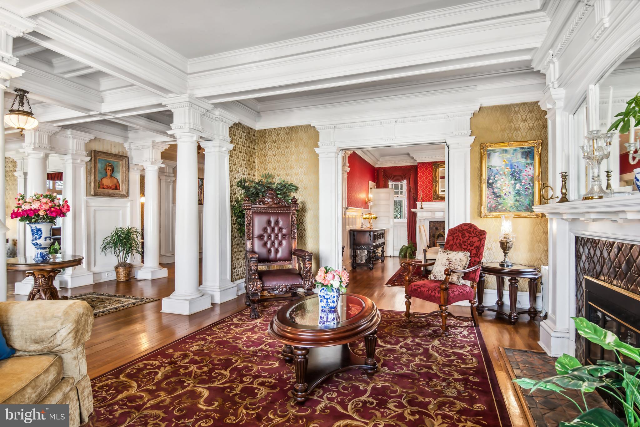 314 Mill Street Cambridge, MD 21613 - Photo 9 of 47 Living Room