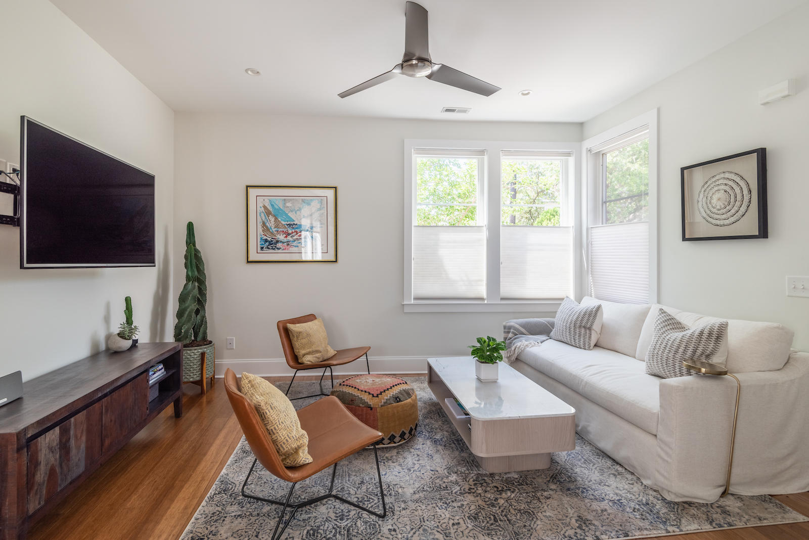 54 Simons Street Charleston, SC 29403 - Photo 3 of 46 54Simons-KeenEyeMarketing-4