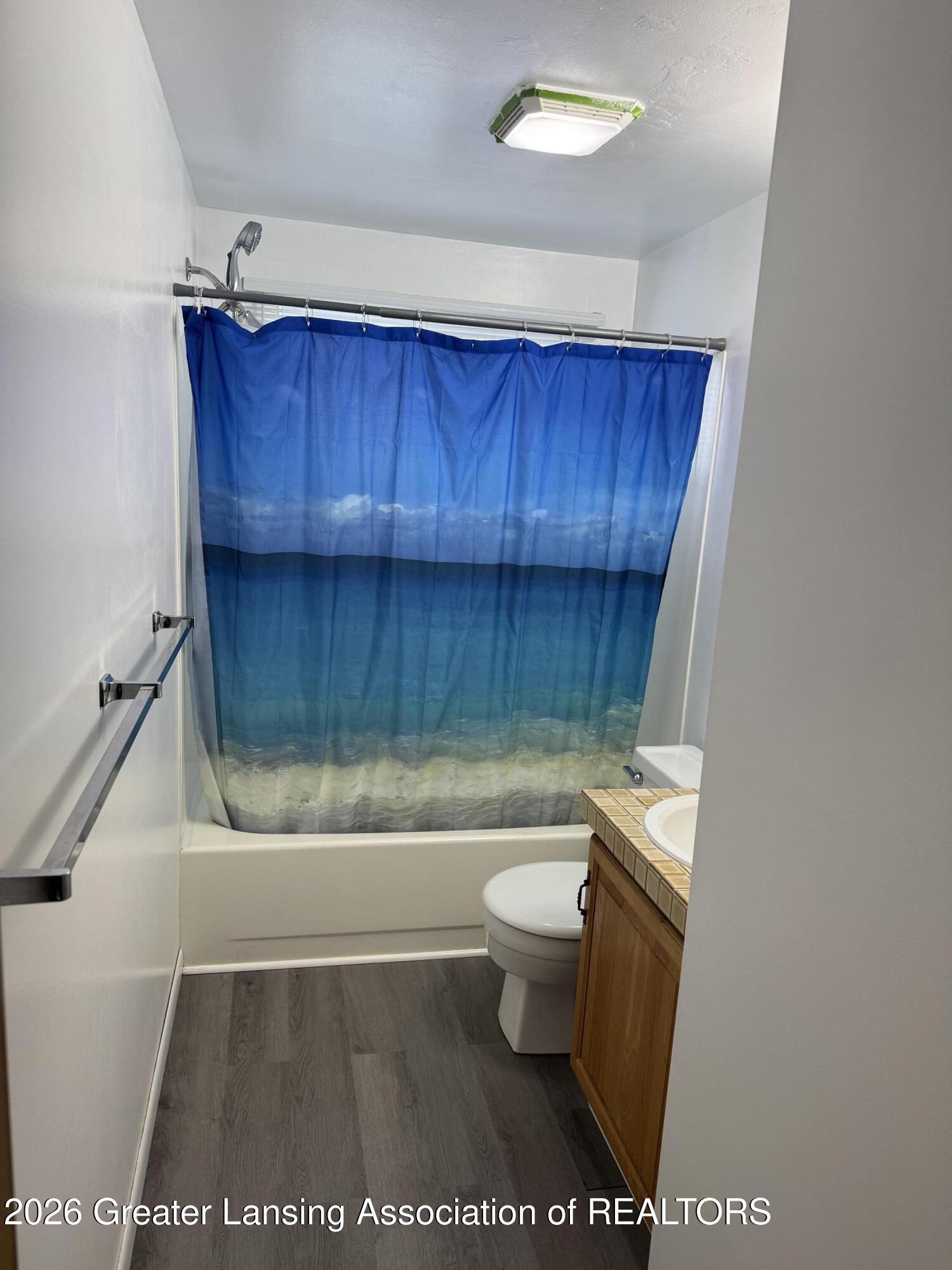 4901 Alpha Street Lansing, MI 48910 - Photo 22 of 34 Bathroom 1