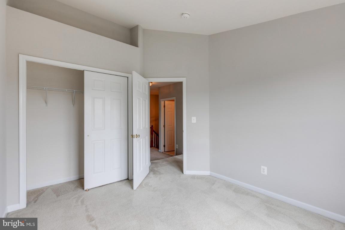 25286 McIntyre Square Chantilly, VA 20152 - Photo 28 of 35