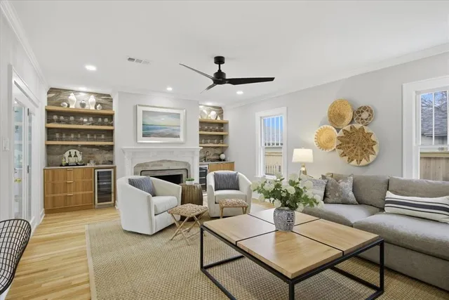 $965,000 | 4014 Modlin Avenue, Fort Worth, TX 76107