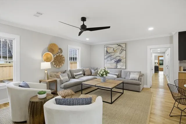 $965,000 | 4014 Modlin Avenue, Fort Worth, TX 76107