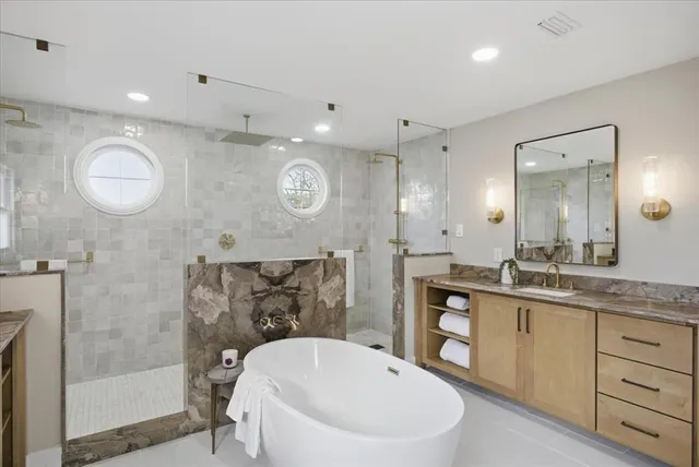 $965,000 | 4014 Modlin Avenue, Fort Worth, TX 76107