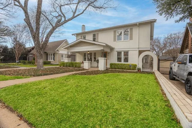 $965,000 | 4014 Modlin Avenue, Fort Worth, TX 76107
