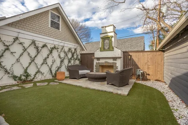 $965,000 | 4014 Modlin Avenue, Fort Worth, TX 76107