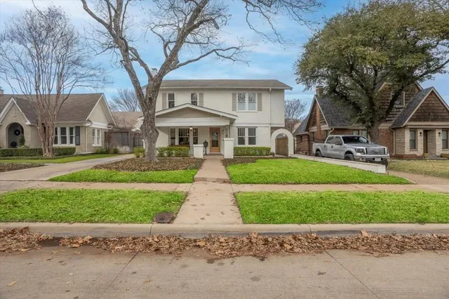 $965,000 | 4014 Modlin Avenue, Fort Worth, TX 76107
