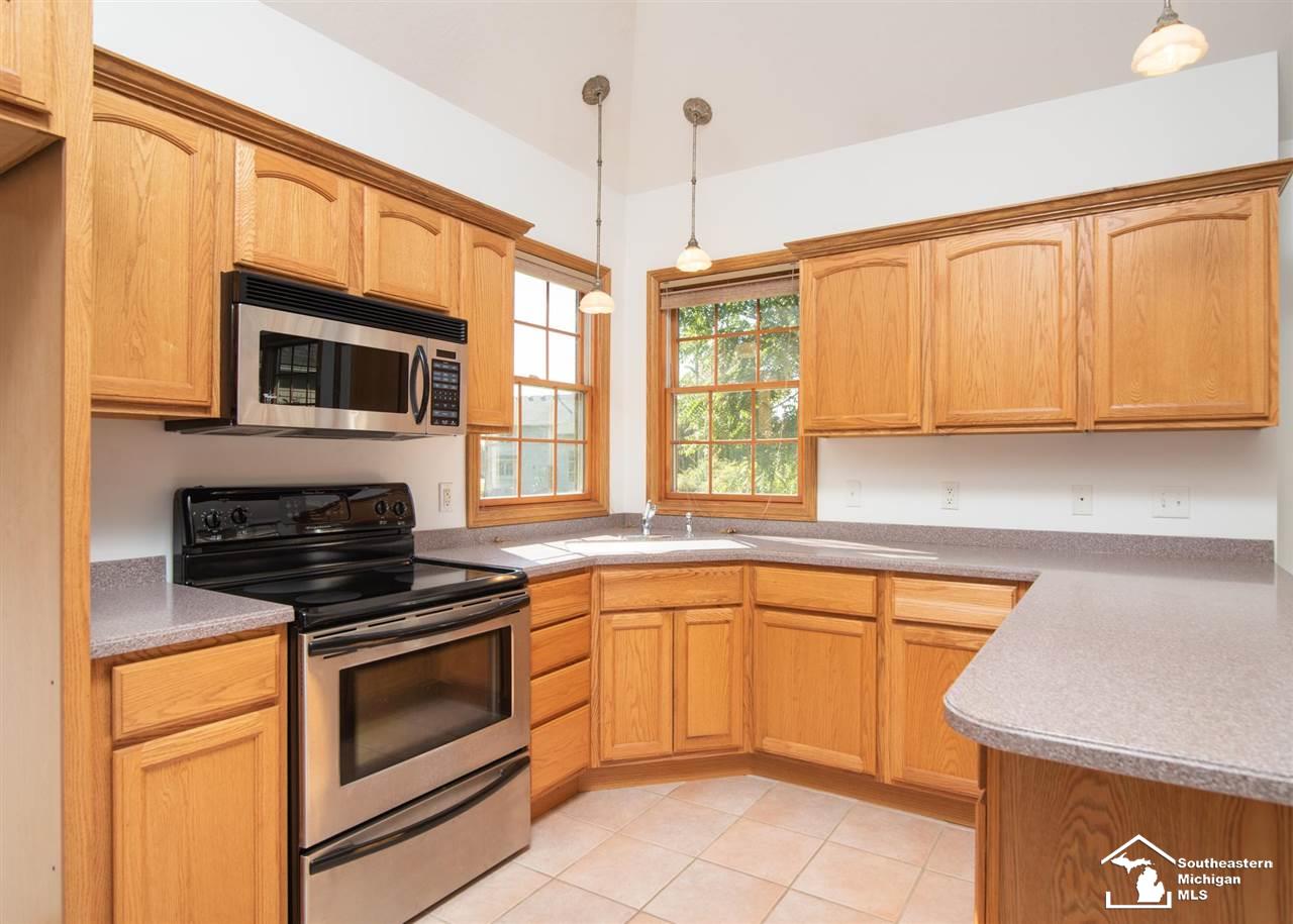 503 West Hurd Road Monroe, MI 48162 - Photo 9 of 23