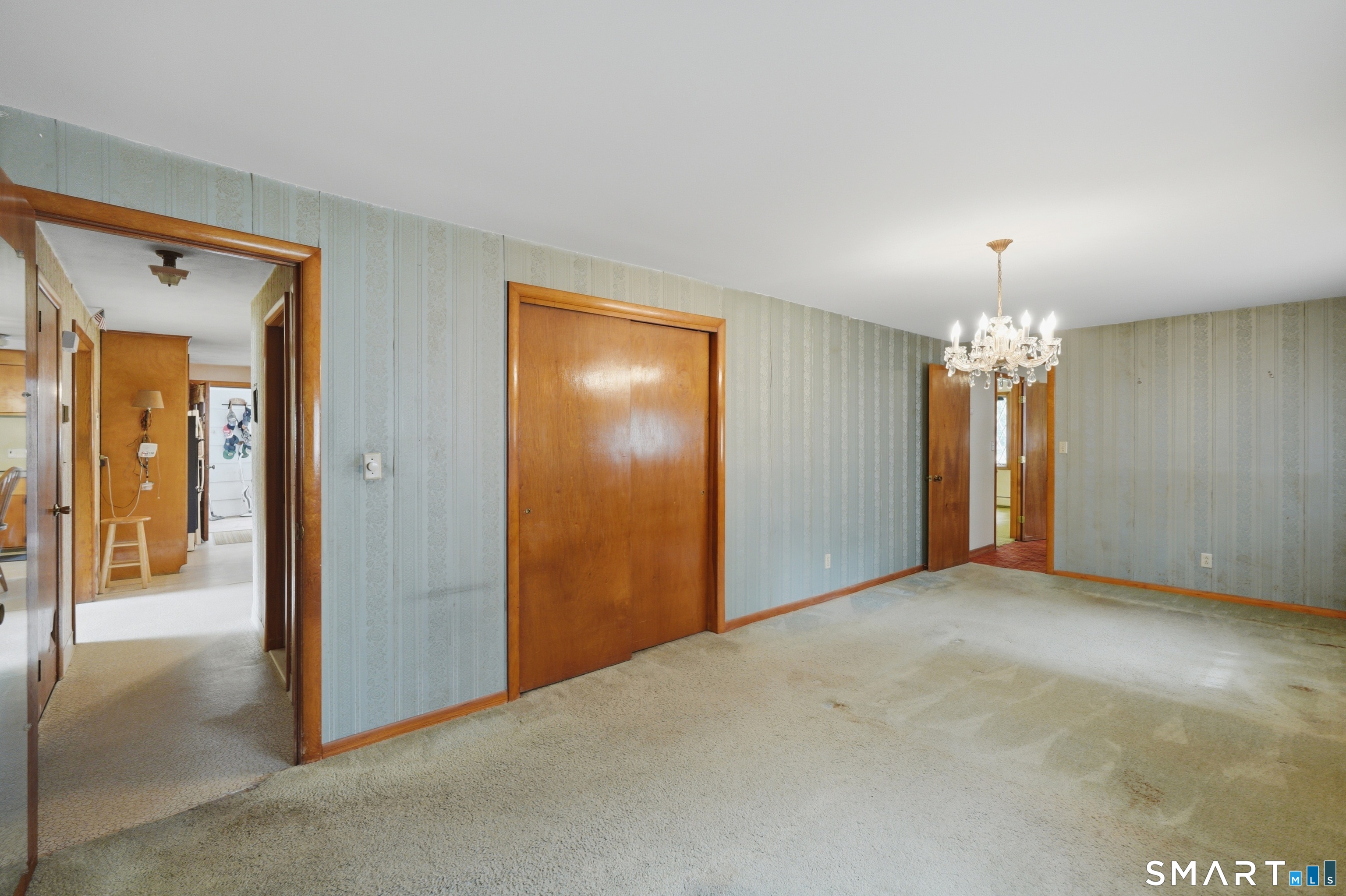 40 Royal Oak Road New Britain, CT 06053 - Photo 15 of 33