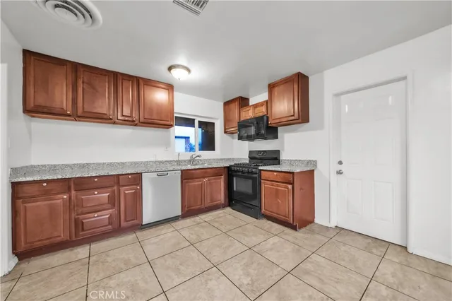 $789,950 | 14357 Herron Street, Sylmar, CA 91342