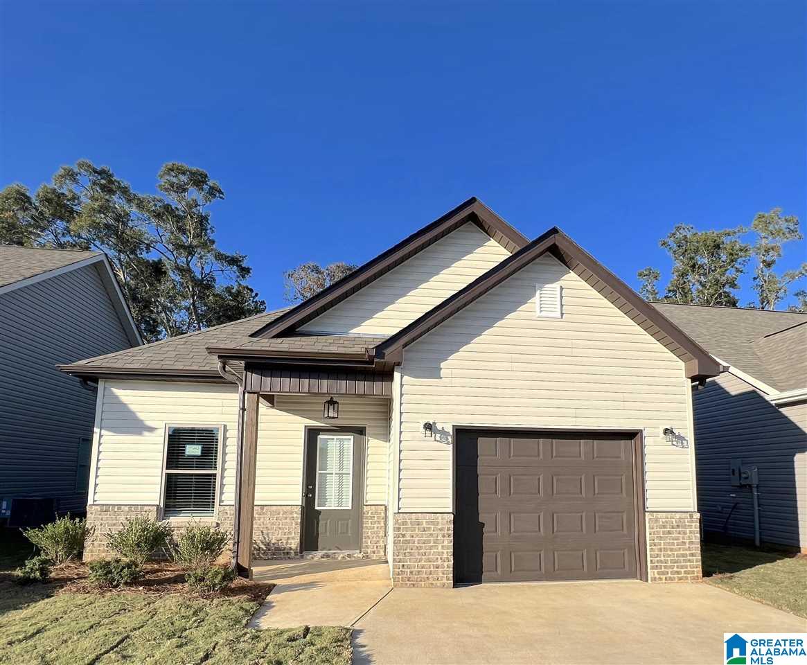 161 Park Drive North Clanton, AL 35045 - Photo 1 of 41