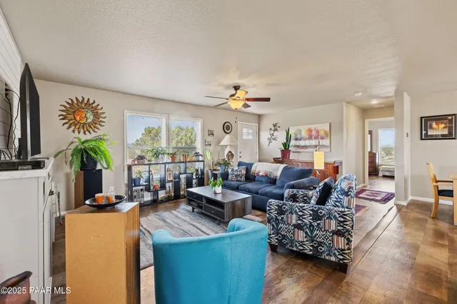 $314,900 | 24325 North Angel Way, Paulden, AZ 86334