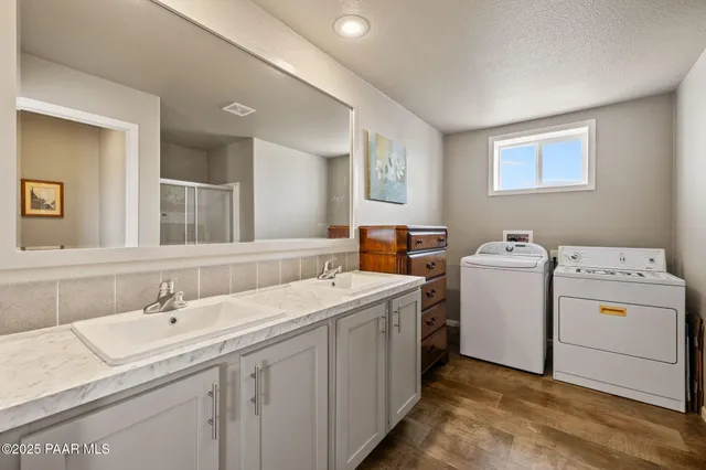 $314,900 | 24325 North Angel Way, Paulden, AZ 86334