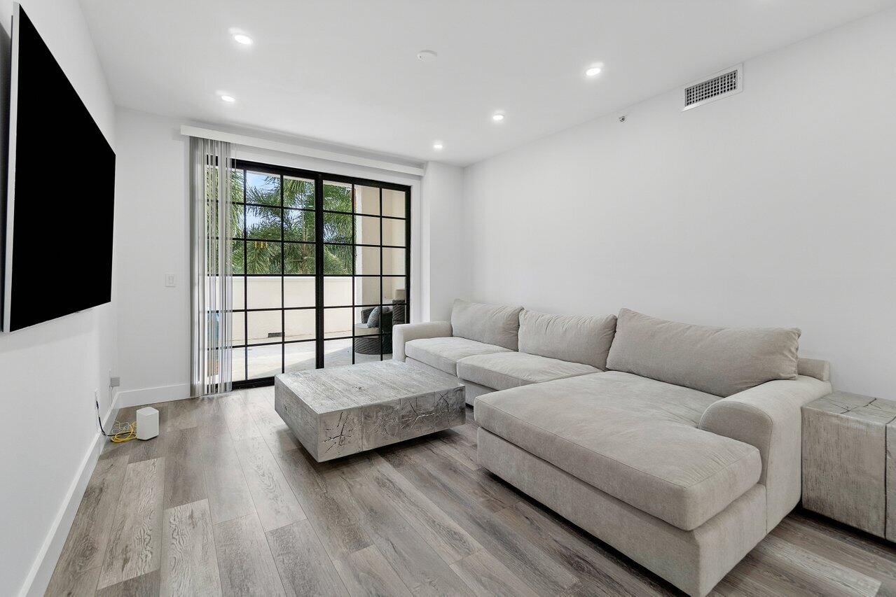 233 South Federal Highway, Unit 223 Boca Raton, FL 33432 - Photo 7 of 38 008-233SouthFederalHighway-BocaRaton-FL-