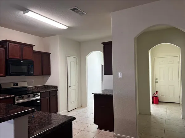 $1,895 | 208 Cottonwood Drive, Princeton, TX 75407