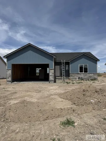 $417,500 | 555 Abigail Street, Shelley, ID 83274