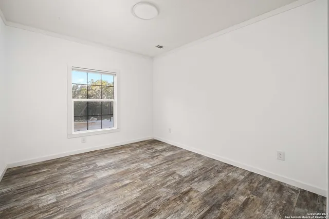 $2,000 | 2301 Wegner Road, Unit B, New Braunfels, TX 78132