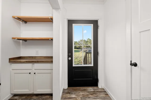 $2,000 | 2301 Wegner Road, Unit B, New Braunfels, TX 78132