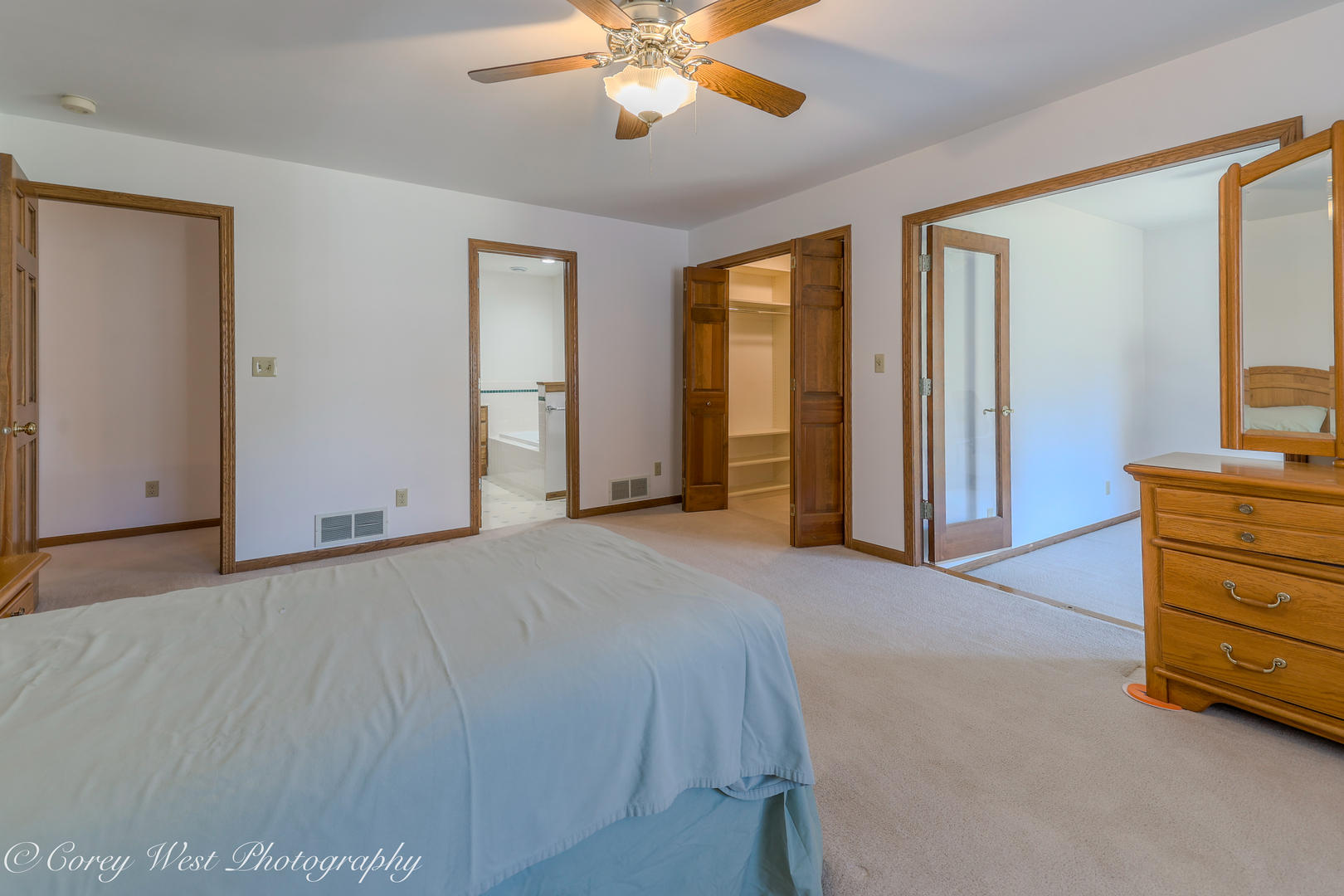 1208 Foxpointe Drive Sycamore, IL 60178 - Photo 14 of 29