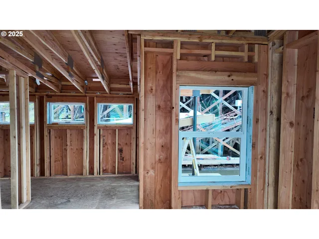 $495,000 | 50776 Dike Road, Scappoose, OR 97056