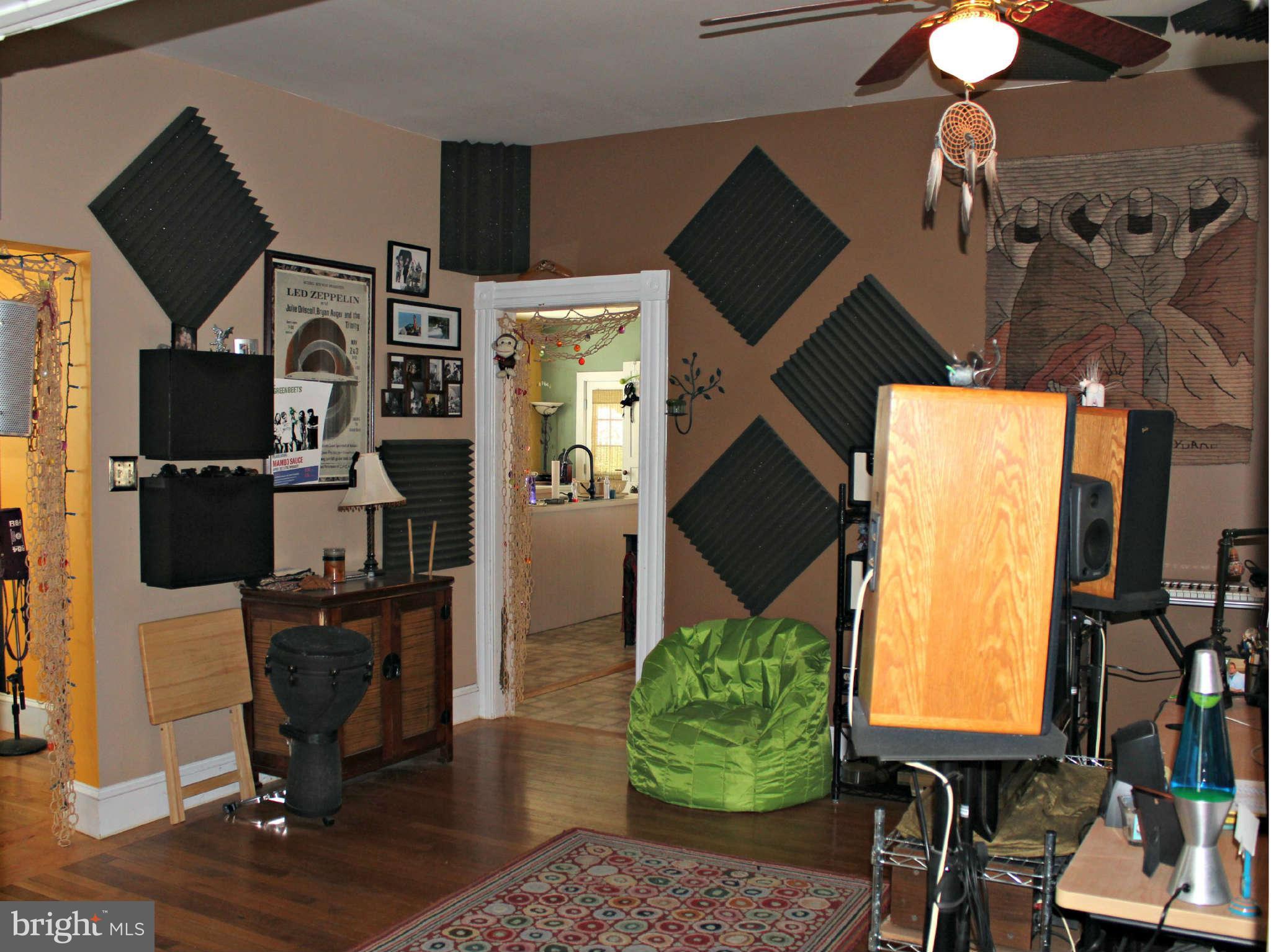 105 Central Avenue Ridgely, MD 21660 - Photo 8 of 22 Interior General
