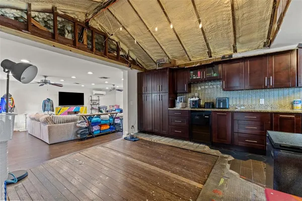 $575,000 | 1747 26th Avenue North, St. Petersburg, FL 33713