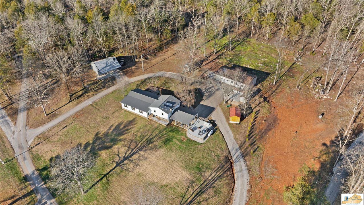 698 Rowletts Road Horse Cave, KY 42749 - Photo 95 of 99 Gallery Image 95