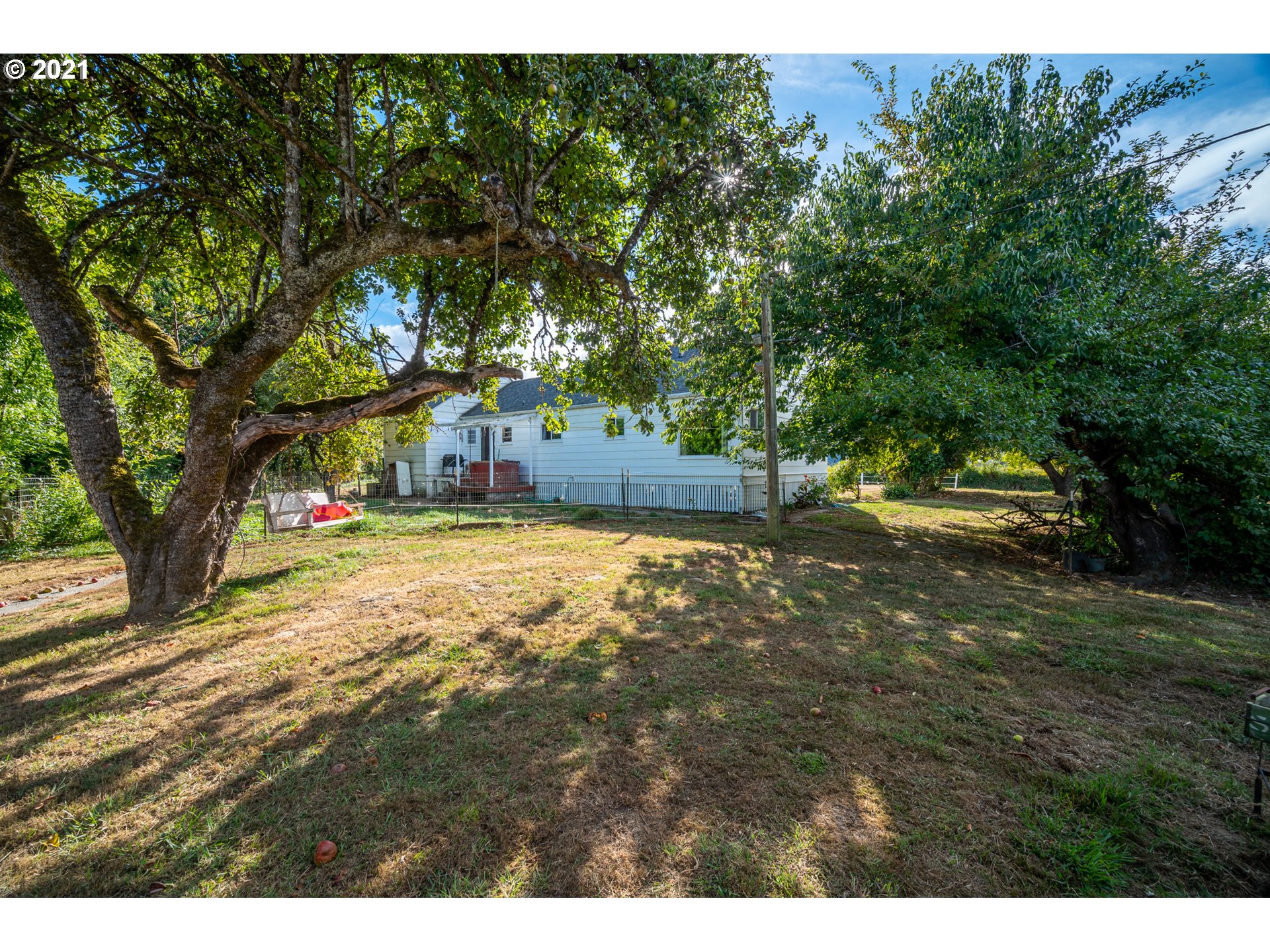 55561 Fishtrap Road Coquille, OR 97423 - Photo 13 of 31