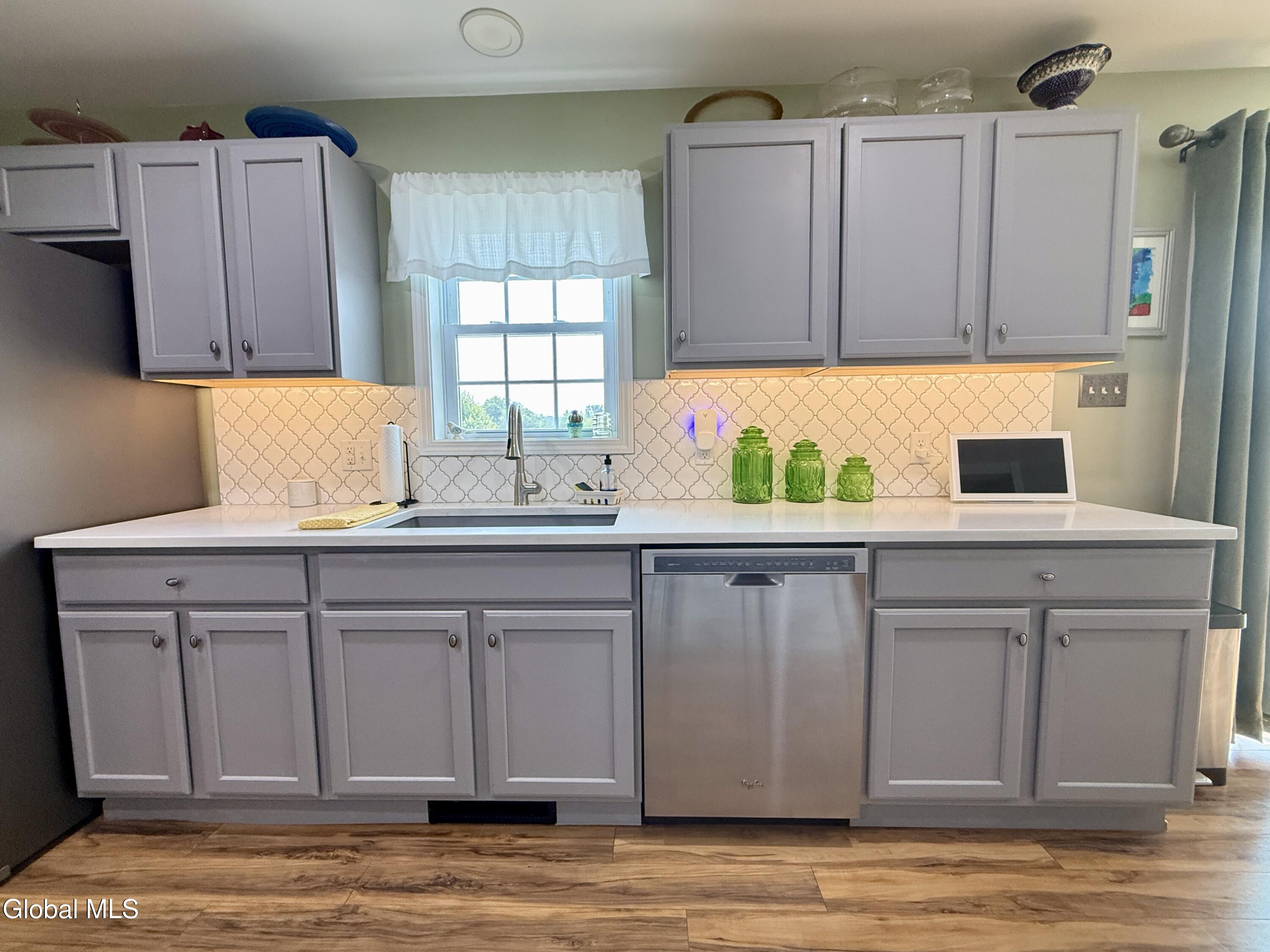 106 Cross Road Hampton, NY 12837 - Photo 11 of 74 Photo Aug 05 2025, 1 34 06 PM