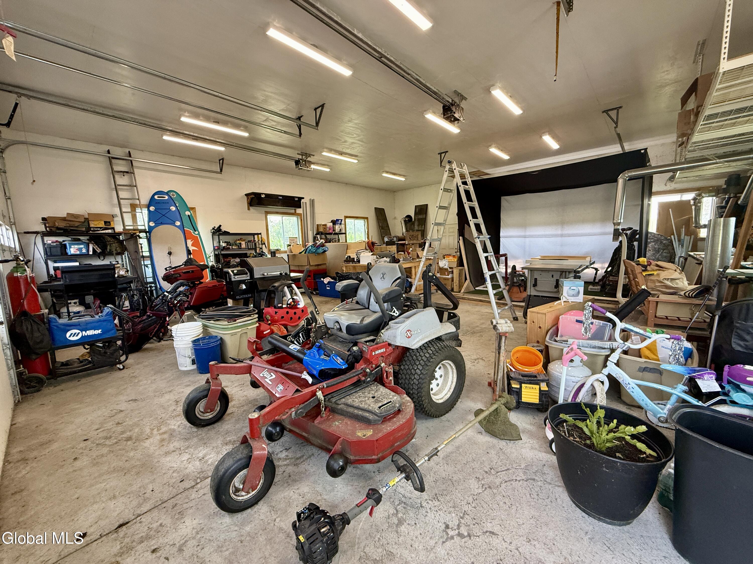 106 Cross Road Hampton, NY 12837 - Photo 55 of 74 Photo Aug 05 2025, 2 30 21 PM