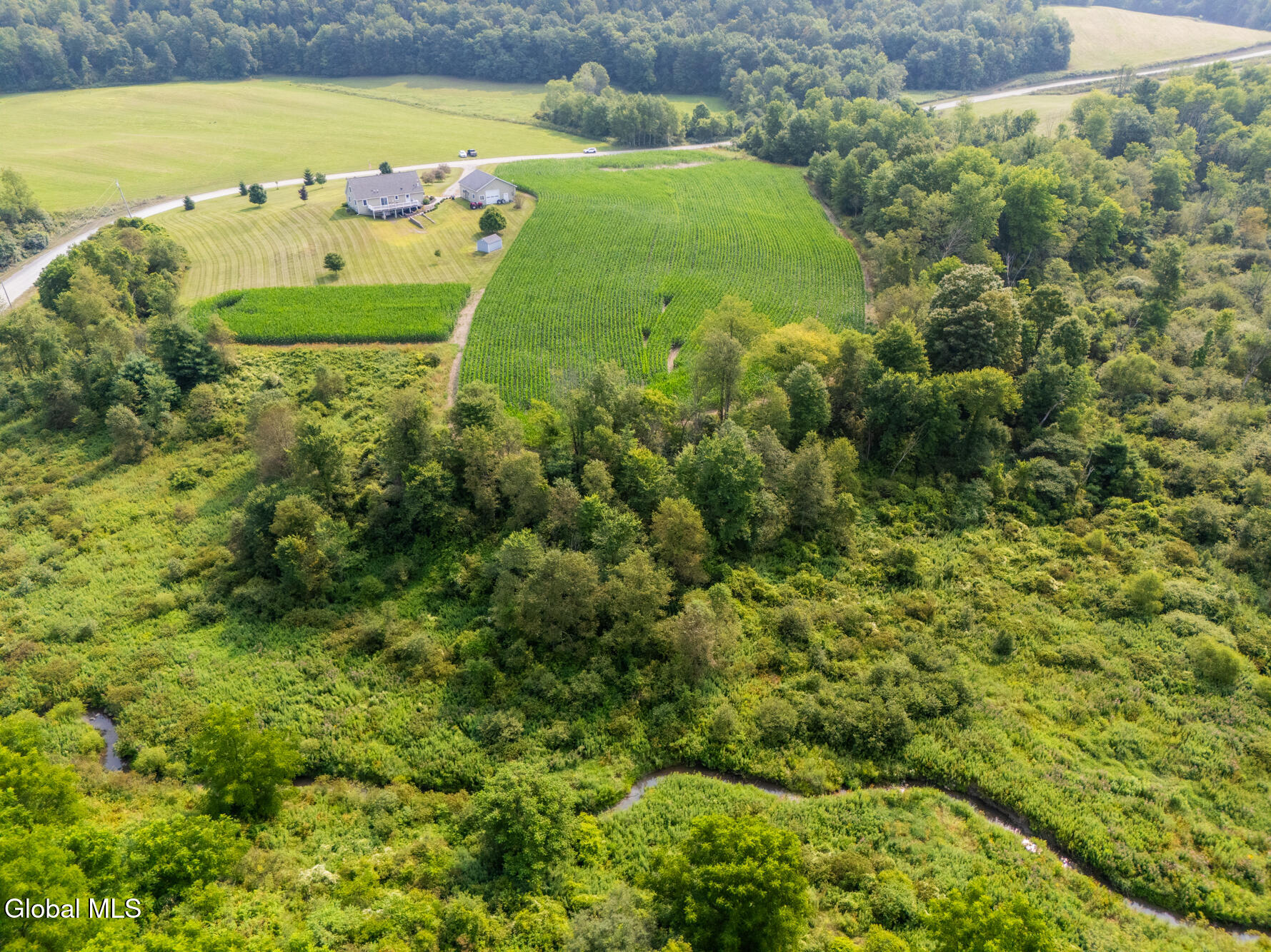 106 Cross Road Hampton, NY 12837 - Photo 57 of 74 DJI_20250806101925_0547_D 2