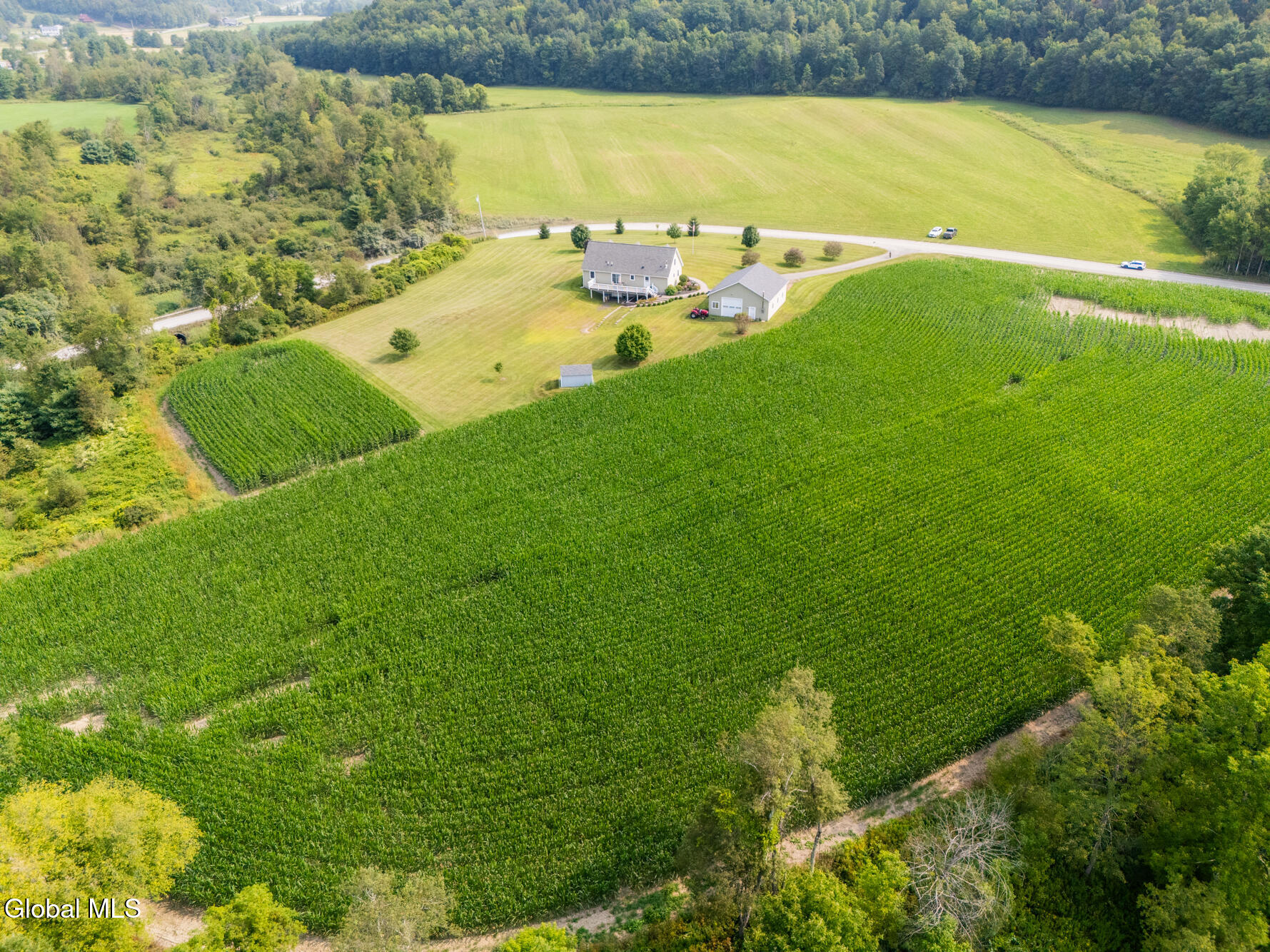 106 Cross Road Hampton, NY 12837 - Photo 59 of 74 DJI_20250806102005_0550_D