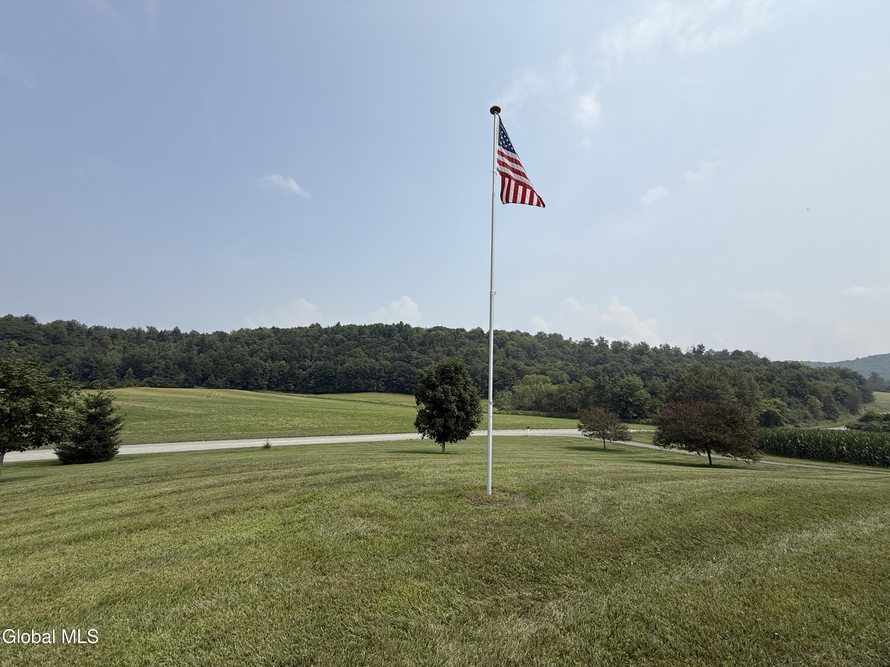 106 Cross Road Hampton, NY 12837 - Photo 60 of 74 Photo Aug 05 2025, 1 24 52 PM