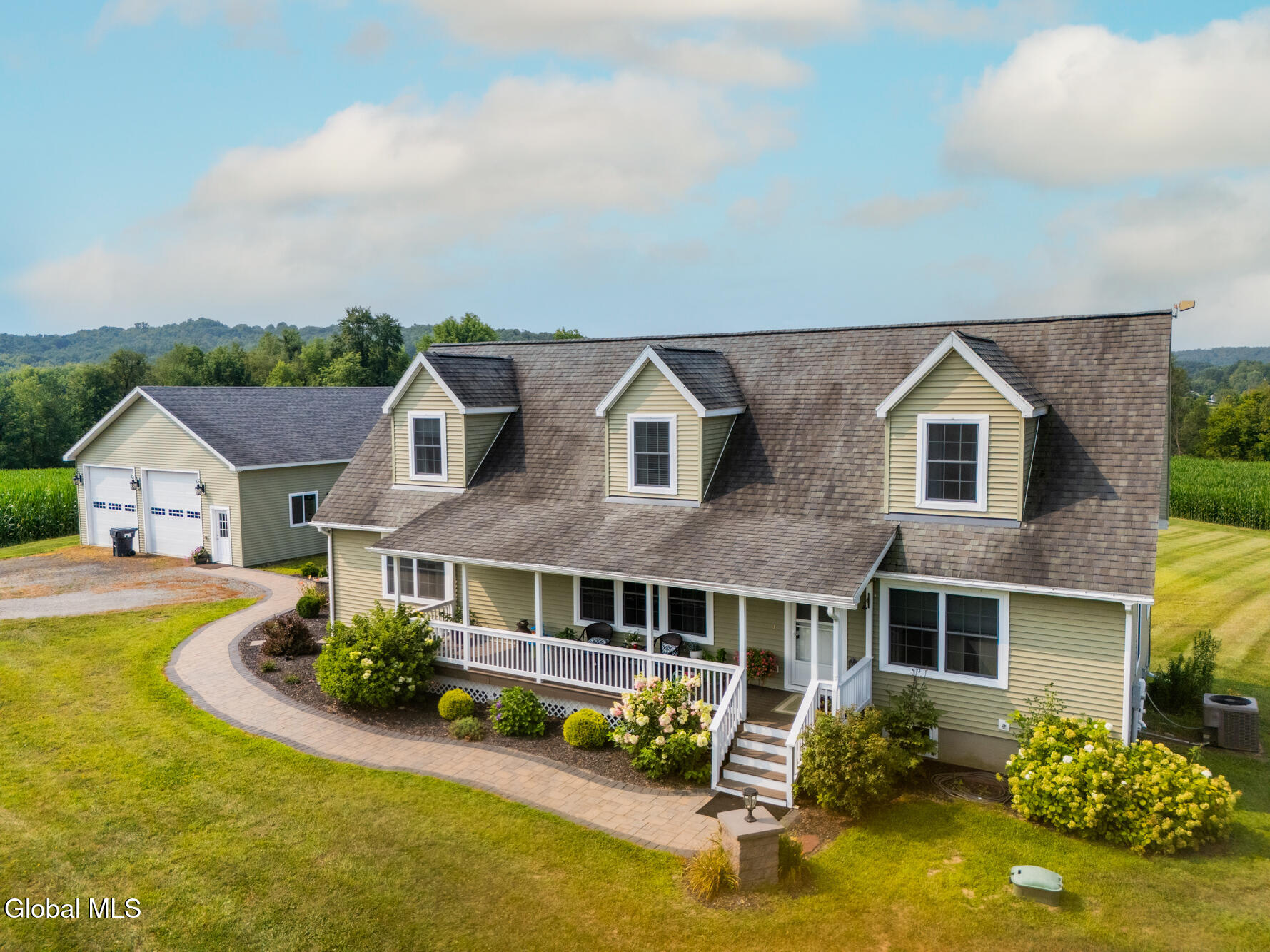 106 Cross Road Hampton, NY 12837 - Photo 72 of 74 DJI_20250806102550_0576_D