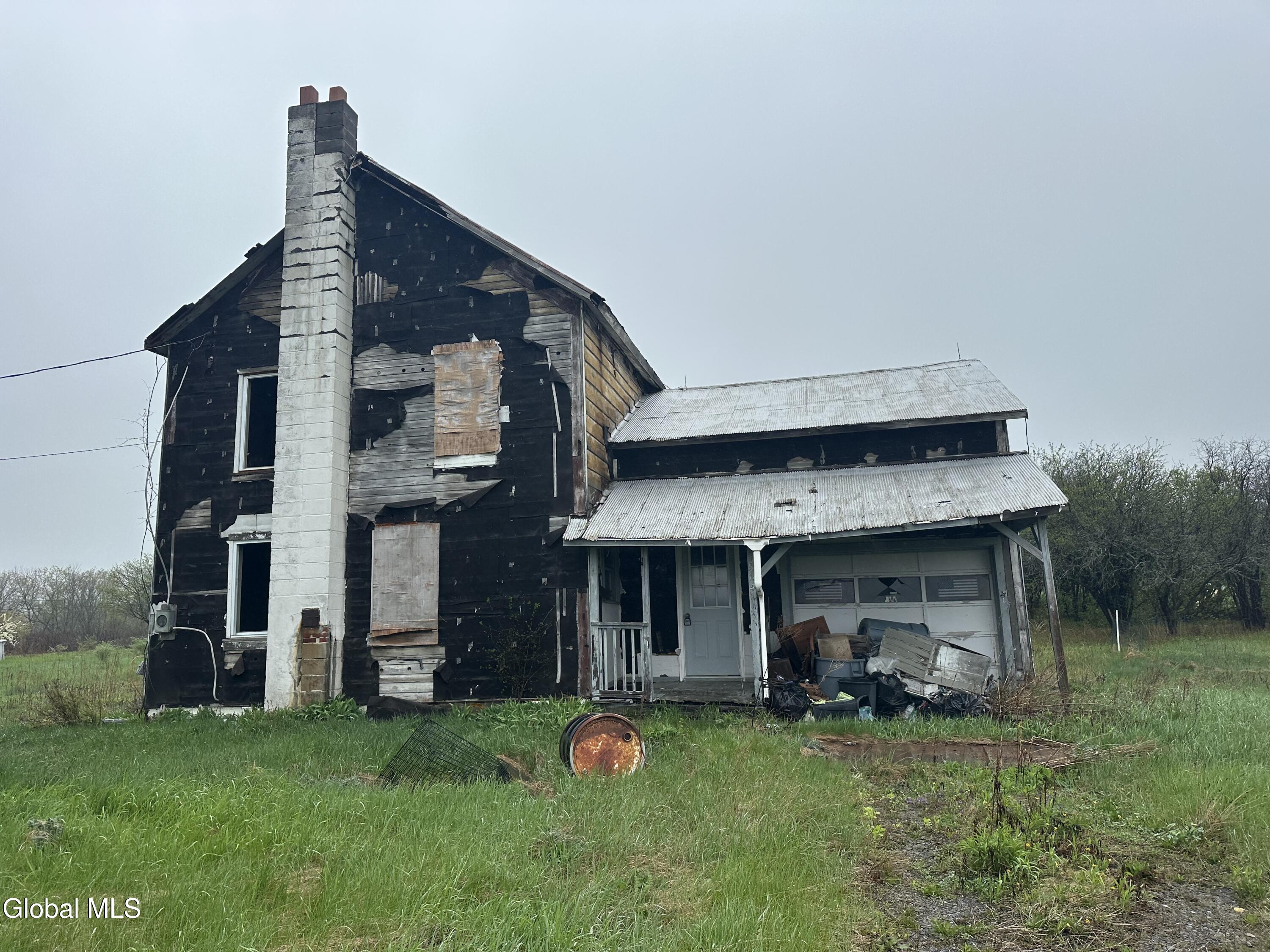 3964 Putnam Road Schenectady, NY 12306 - Photo 2 of 11 IMG_0586