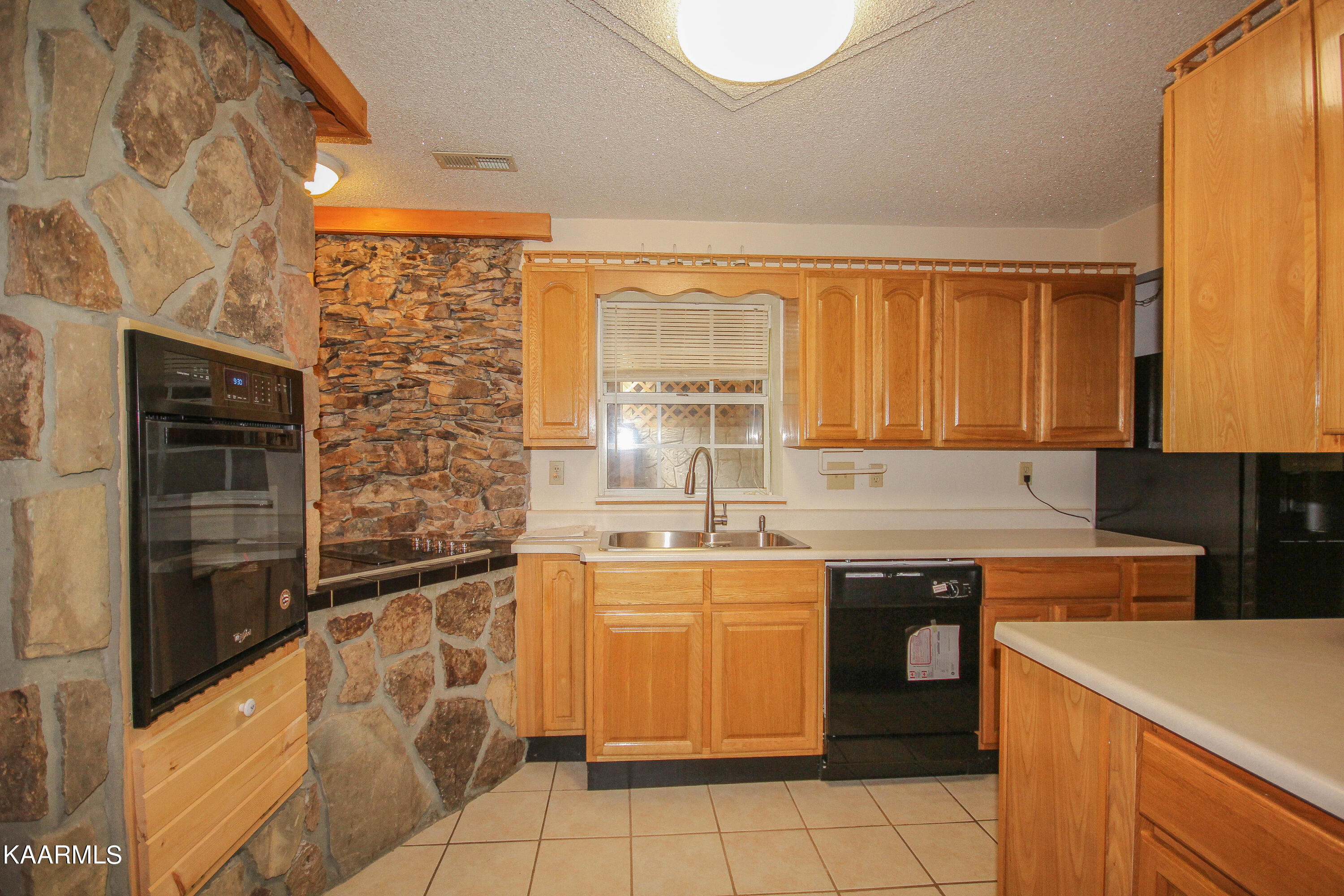 528 Patterson Road Walland, TN 37886 - Photo 20 of 59 IMG_9299