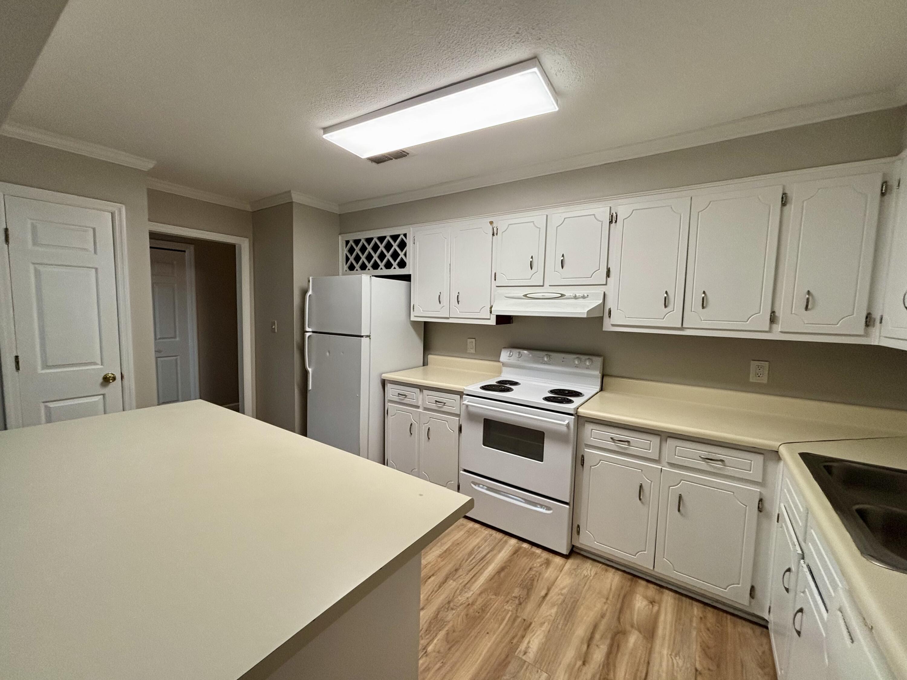 2139 Holt Street Augusta, GA 30904 - Photo 5 of 16 IMG_1387
