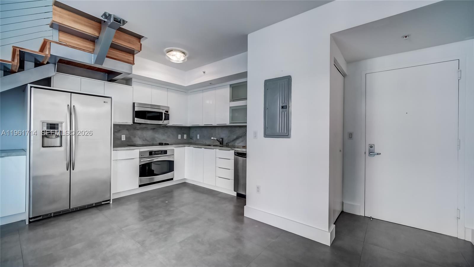 90 Southwest 3rd Street, Unit TH706 Miami, FL 33130 - Photo 8 of 43