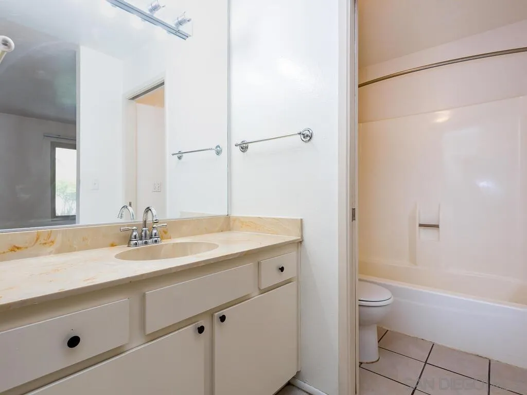 5978 Rancho Mission Road, Unit 265 San Diego, CA 92108 - Photo 8 of 17 Gallery Image 8