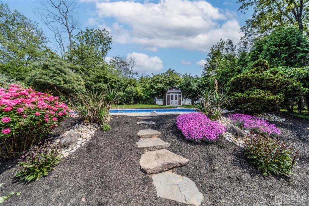 11 Oak Tree Road Monmouth Junction, NJ 08852 - Photo 5 of 40 Gallery Image 5