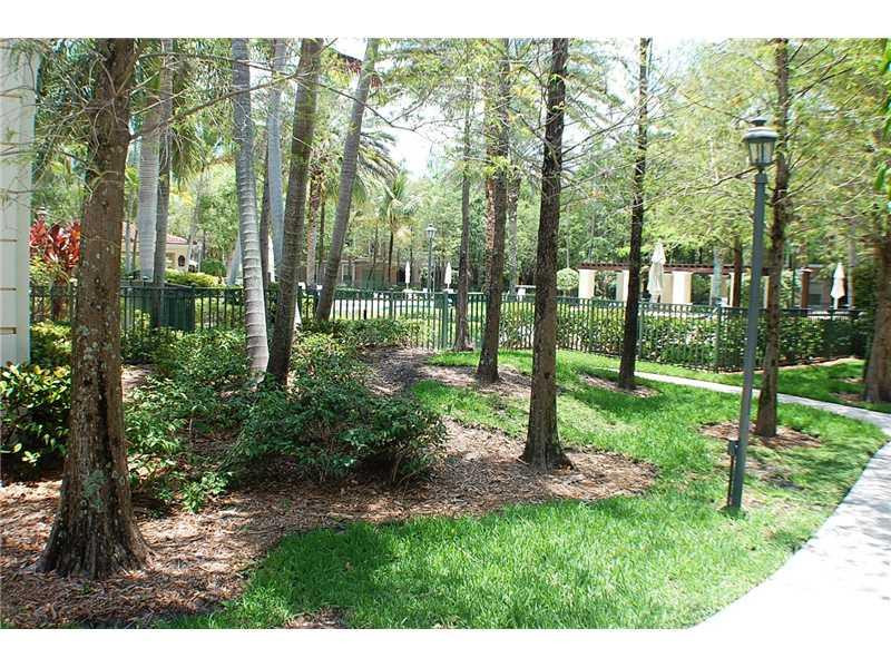 6710 West Sample Road, Unit 6710 Coral Springs, FL 33067 - Photo 20 of 20 Yard/Garden