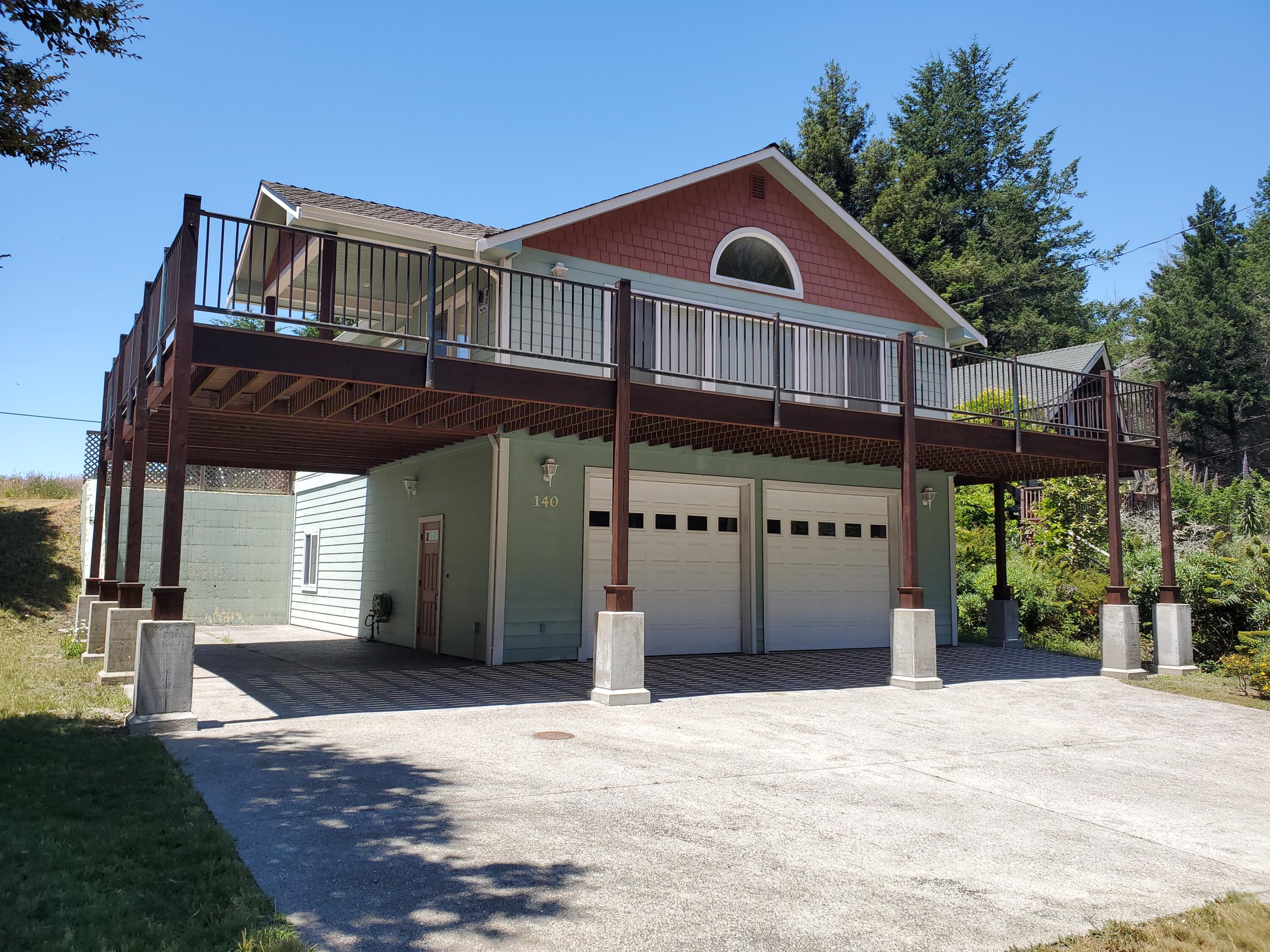 140 Beach Road Whitethorn, CA 95589 - Photo 1 of 37
