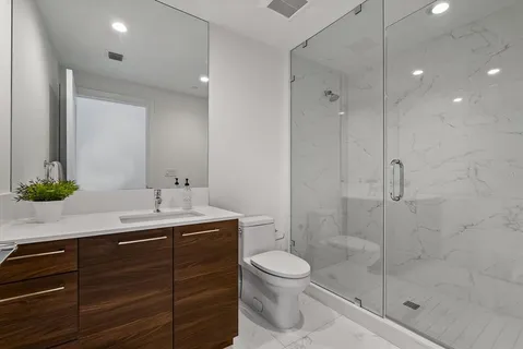 $1,750,000 | 100 1st Avenue North, Unit 501, St. Petersburg, FL 33701