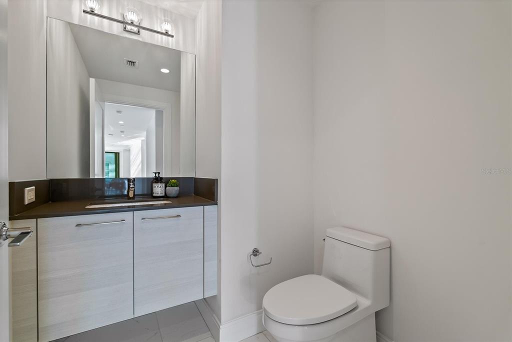 100 1st Avenue North, Unit 501 St. Petersburg, FL 33701 - Photo 28 of 64