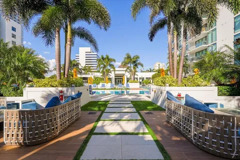 $1,750,000 | 100 1st Avenue North, Unit 501, St. Petersburg, FL 33701