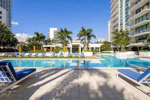 $1,750,000 | 100 1st Avenue North, Unit 501, St. Petersburg, FL 33701